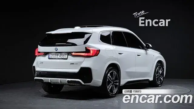 BMW X1 2023 — Фото 2/20