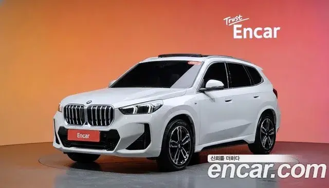BMW X1 2023 — Фото 1/20