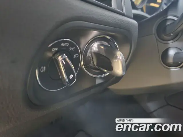 Porsche Macan 2019 — Şəkil 9/20