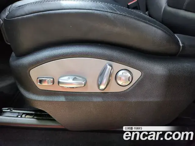 Porsche Macan 2019 — Şəkil 20/20