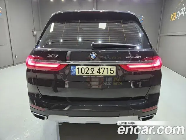 BMW X7 2021 — Фото 3/20