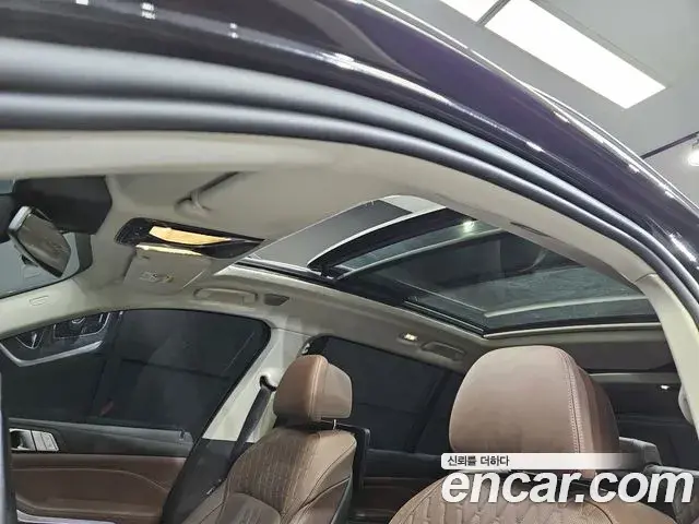 BMW X7 2021 — Фото 15/20