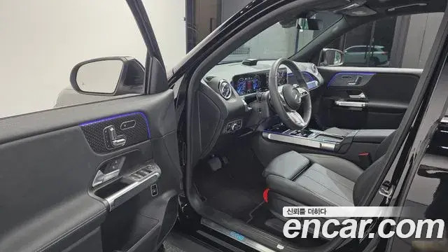 Mercedes-Benz EQB 2025 — Şəkil 28/30