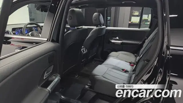 Mercedes-Benz EQB 2025 — Şəkil 27/30