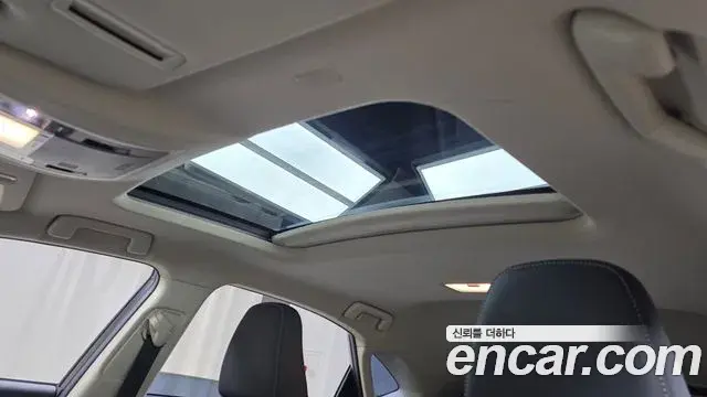 Lexus NX300h 2021 — ფოტო 25/32