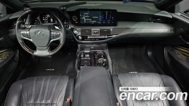Lexus LS500 2021 — Photo 15/20