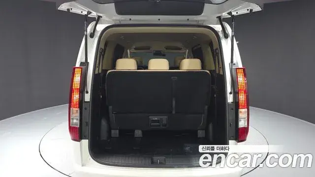 Hyundai Staria 2022 — Фото 20/20