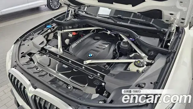 BMW X7 2025 — Photo 6/20