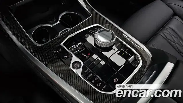 BMW X7 2025 — Photo 9/20