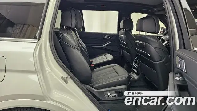 BMW X7 2025 — Photo 11/20