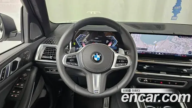 BMW X7 2025 — Photo 15/20