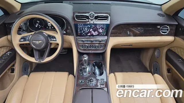 Bentley Bentayga 2022 — Photo 11/20