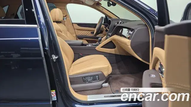 Bentley Bentayga 2022 — Photo 18/20