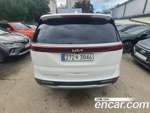 Kia Carnival 2021 — Фото 2/20