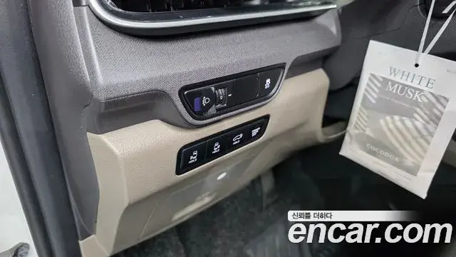 Kia Carnival 2023 — Photo 17/20