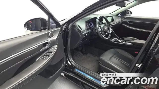 Hyundai Sonata 2023 — Фото 10/20