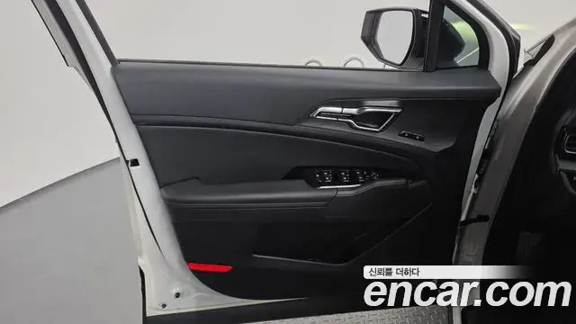 Kia Sportage 2024 — Photo 8/33