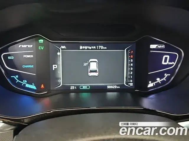 Kia Niro 2021 — Фото 5/19