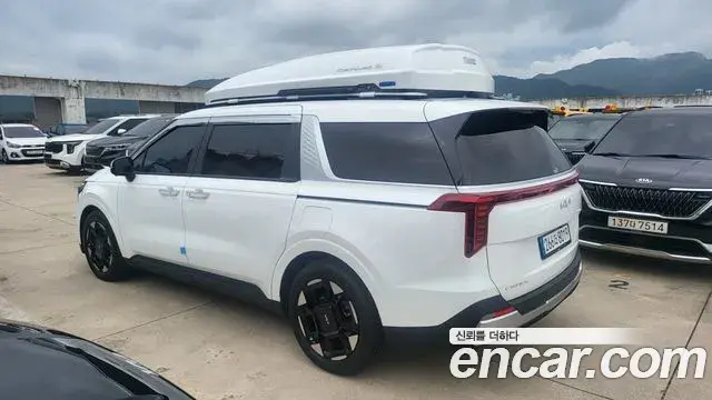 Kia Carnival 2024 — Şəkil 4/20