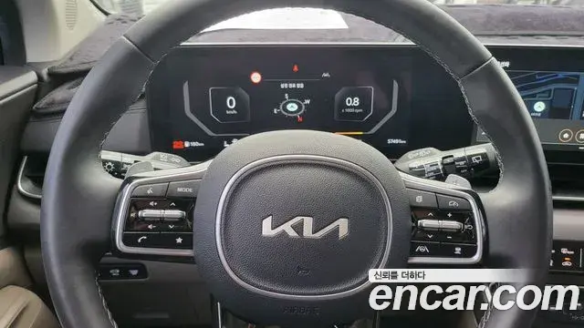 Kia Carnival 2024 — Şəkil 9/20