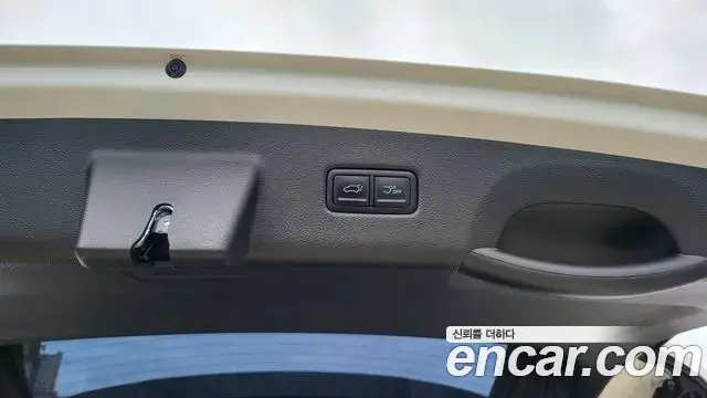 Kia Carnival 2024 — Şəkil 16/20