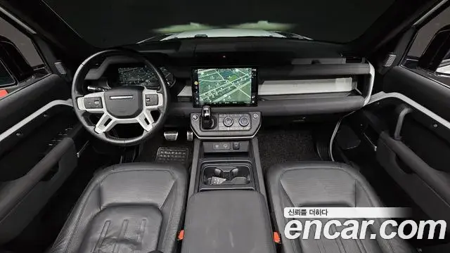 Land Rover Defender 2021 — Фото 7/20