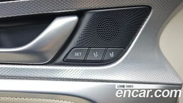 Genesis G70 2023 — Şəkil 17/36
