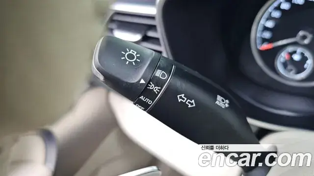 Genesis G70 2023 — Şəkil 34/36