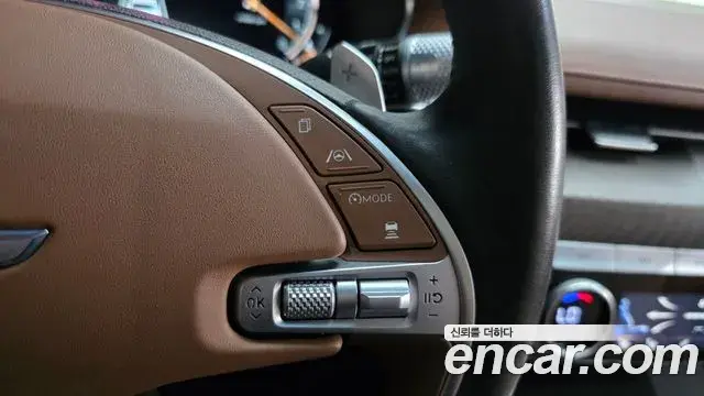 Genesis Electrified G80 2020 — Photo 16/20