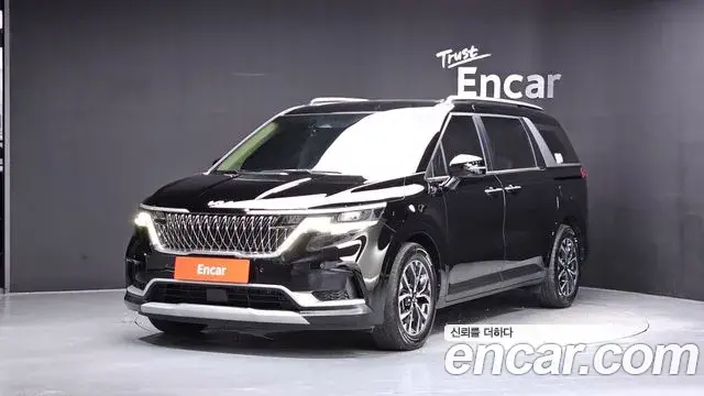 Kia Carnival 2022 — Photo 1/20