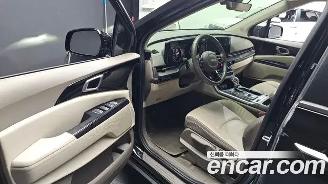 Kia Carnival 2022 — Photo 10/20