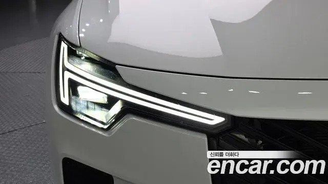 Volvo S90 2025 — ფოტო 15/34