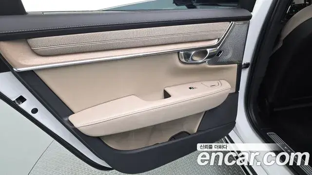 Volvo S90 2025 — ფოტო 27/34