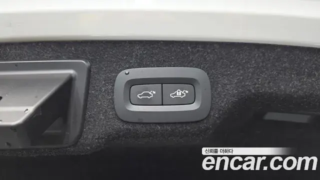Volvo S90 2025 — ფოტო 24/34