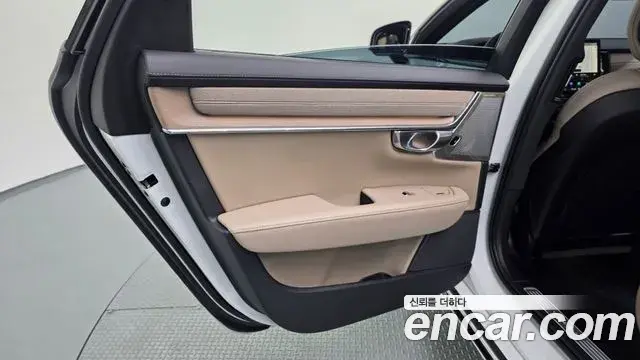 Volvo S90 2025 — Şəkil 35/40
