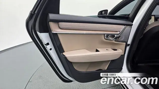 Volvo S90 2025 — ფოტო 8/38