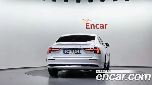 Volvo S90 2025 — Фото 4/20
