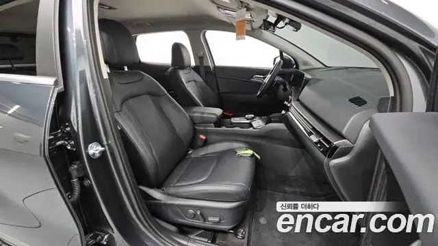 Kia Sportage 2025 — Фото 12/20