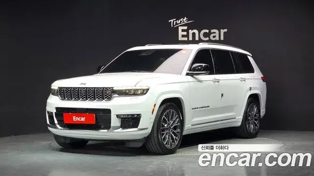 Jeep Grand Cherokee 2022 — Фото 1/20
