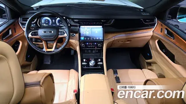 Jeep Grand Cherokee 2022 — Фото 7/20