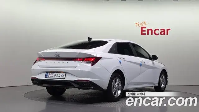 Hyundai Avante 2022 — Photo 2/20
