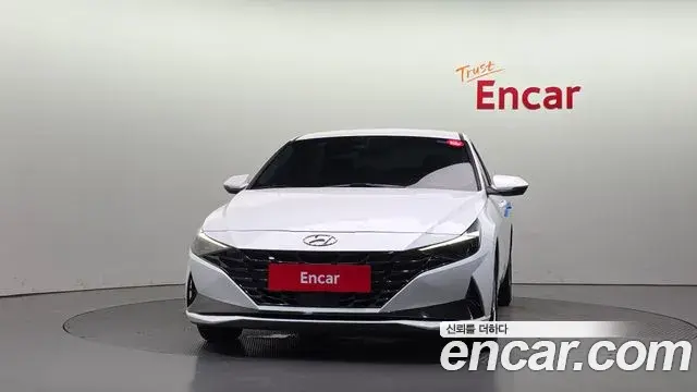Hyundai Avante 2022 — Photo 3/20