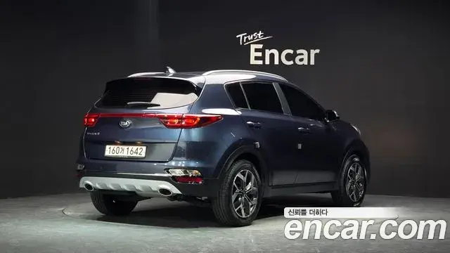 Kia Sportage The Bold 2021 — Фото 2/20