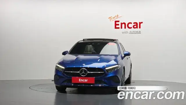 Mercedes-Benz A-Class 2024 — Фото 3/20