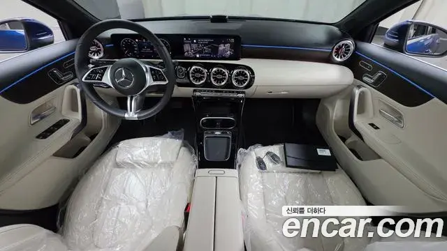Mercedes-Benz A-Class 2024 — Фото 7/20