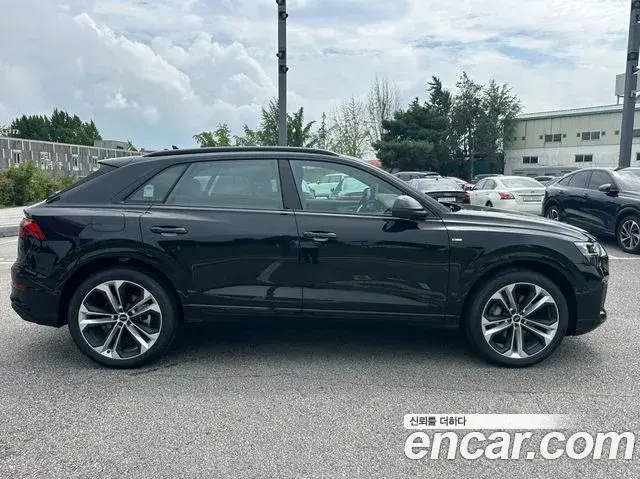 Audi Q7 2026 — ფოტო 10/20