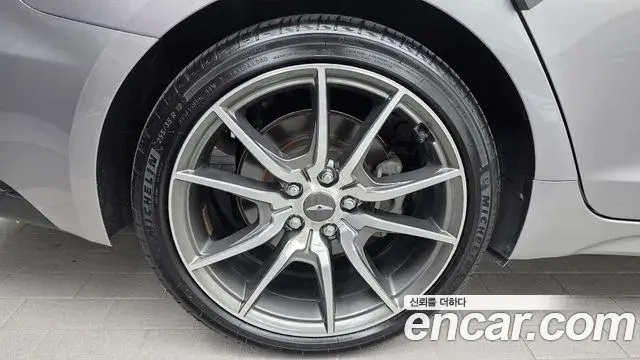 Genesis G70 2021 — ფოტო 15/20