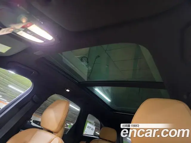Volvo XC60 2023 — ფოტო 12/20
