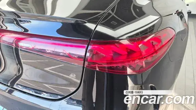 Mercedes-Benz EQS 2022 — Şəkil 22/33