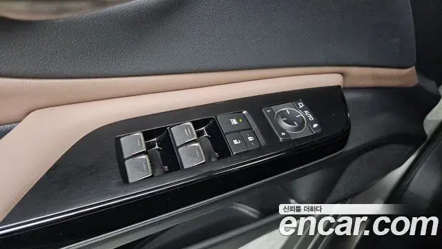 Lexus ES300h 2023 — Şəkil 23/32